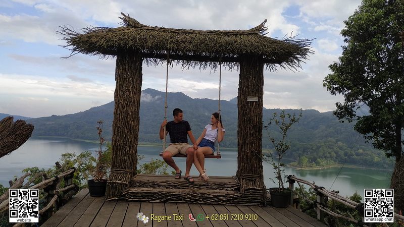 ubud-taxi-driver-service-in-ubud-bali-for-one-day-trip-and-and-tour-air-port-pick-up-drop-luwak-coffee-agrotourism-plantation-jungle swing (12)