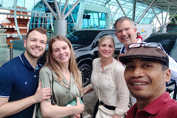 airport pickup and drop