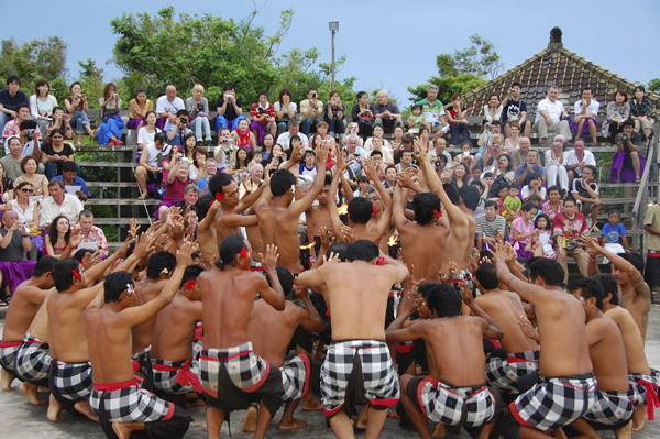kecak and fire dance bali