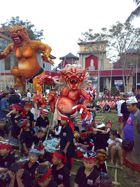 ogoh-ogoh nyepi in ubud