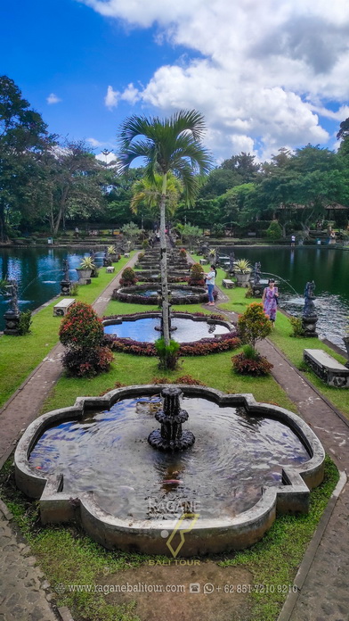 tirta gangga water pallace bali