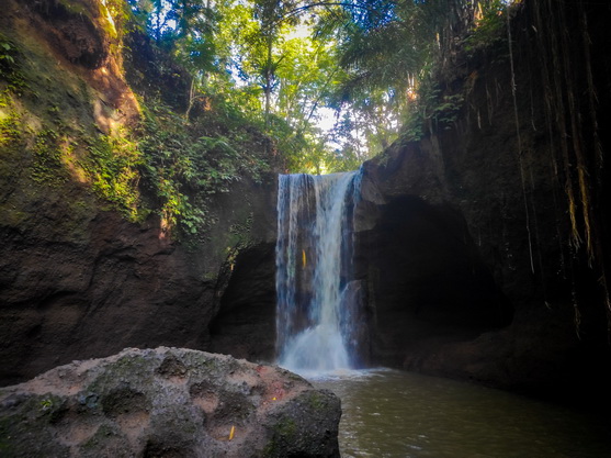 suwat waterfall best and stunning waterfall in ubud