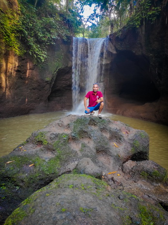 suwat waterfall best and stunning waterfall in ubud